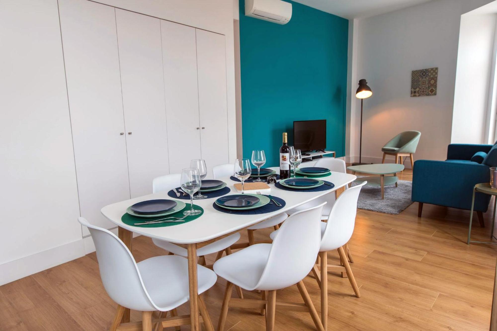 Sunny 3Bdr Apartment In Graca By Lovelystay Lizbona Zewnętrze zdjęcie