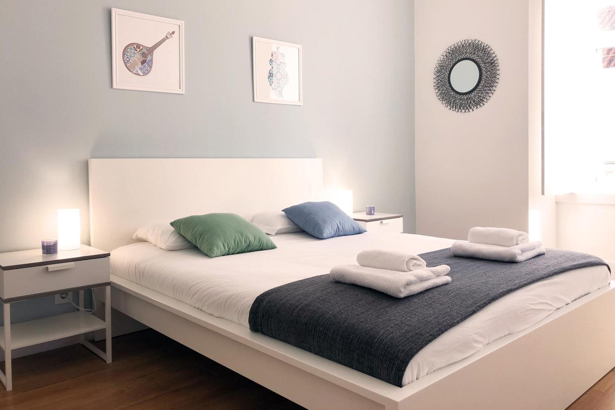 Sunny 3Bdr Apartment In Graca By Lovelystay Lizbona Zewnętrze zdjęcie